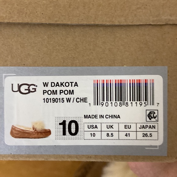 Ugg Dakota Pom Pom Moccasins Chestnut 10M - Picture 3 of 9